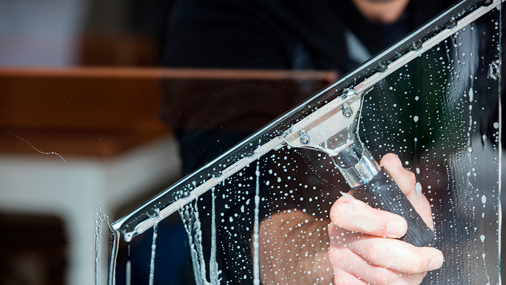 Vinduespolering for erhverv